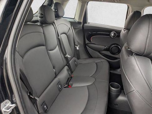 Used 2023 MINI Cooper S image 21