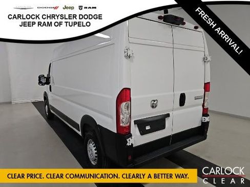 Used 2026 RAM ProMaster 2500 w/ Convenience Group FWD image 5