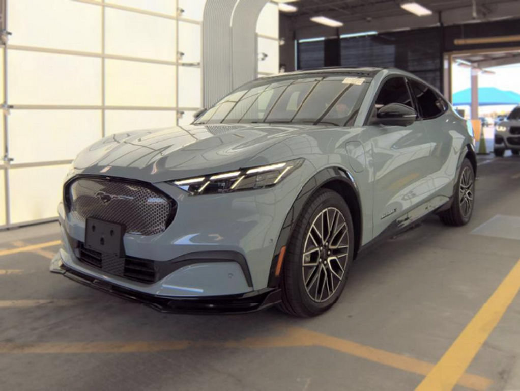 Used 2024 Ford Mustang Mach-E Premium AWD/4WD image 2