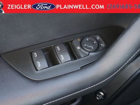 Used 2024 Chevrolet Blazer LT w/ Convenience Package FWD image 30