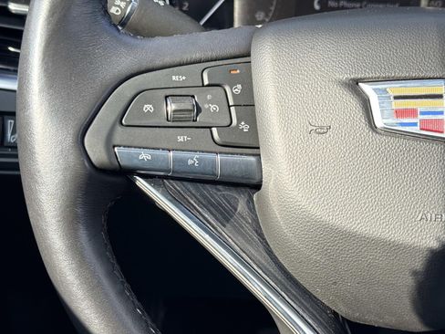 Used 2024 Cadillac XT6 Premium Luxury image 15