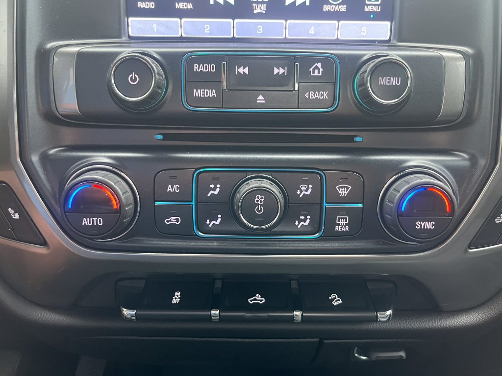 Used 2019 Chevrolet Silverado 1500 LT w/ All Star Edition AWD/4WD image 16
