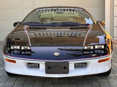 Used 1993 Chevrolet Camaro Z28 RWD image 25