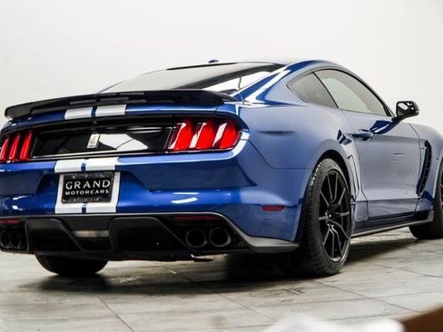 Used 2017 Ford Mustang Shelby GT350 image 13