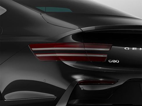 Used 2025 Genesis G80 3.5T Sport Prestige image 15