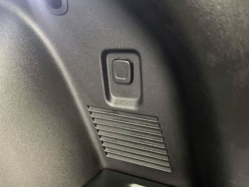 Used 2019 Chevrolet Blazer RS AWD/4WD image 34