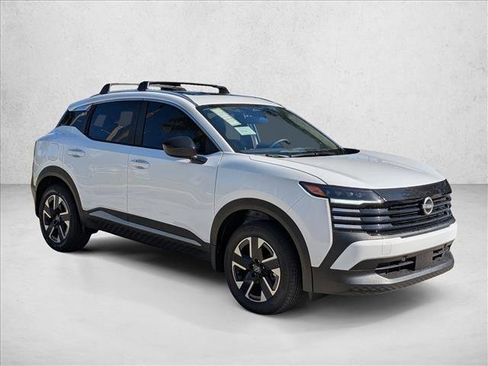 New 2026 Nissan Kicks SV w/ SV Premium Package AWD/4WD image 6