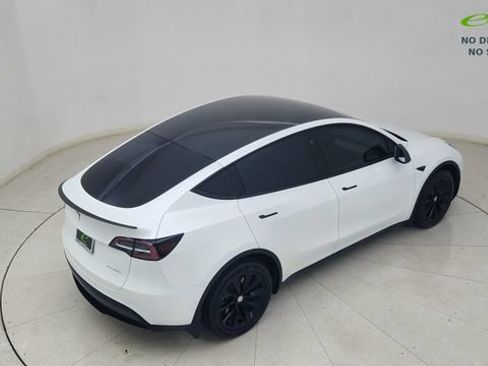 Used 2022 Tesla Model Y Long Range AWD/4WD image 75