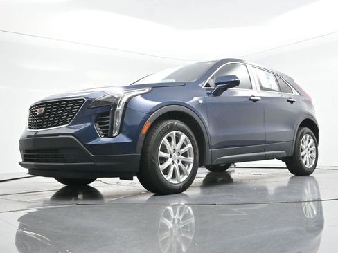 Used 2021 Cadillac XT4 Luxury w/ Cold Weather Package AWD/4WD image 48