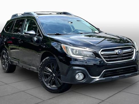 Used 2018 Subaru Outback 3.6R Limited AWD/4WD image 3