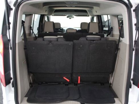 Used 2015 Ford Transit Connect XLT image 21