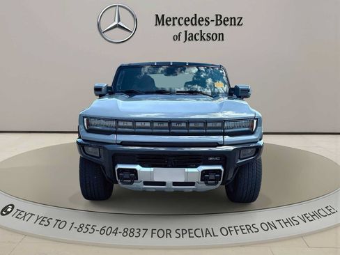 Used 2024 GMC Hummer EV 3X w/ LPO, Illumination Package AWD/4WD image 3