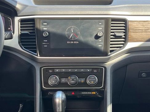 Certified 2023 Volkswagen Atlas SE w/ Panoramic Sunroof Package image 16