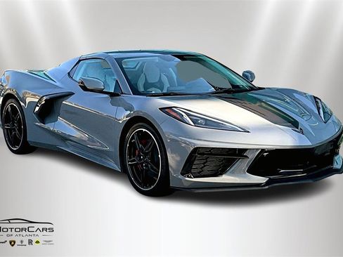 Used 2025 Chevrolet Corvette Stingray Premium Conv w/ 3LT image 2