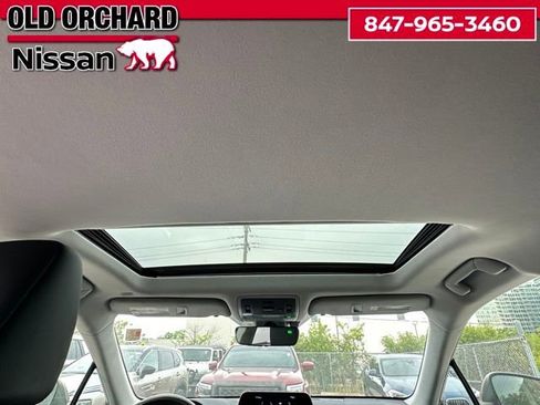 Used 2022 Lexus RX 450h AWD w/ Premium Package image 12