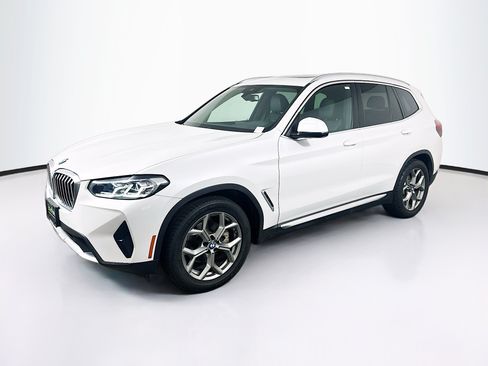 Used 2024 BMW X3 sDrive30i RWD image 3