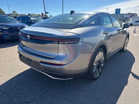 New 2026 Toyota Crown Platinum image 7