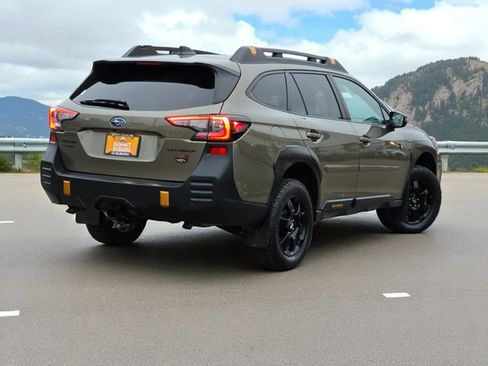 Used 2022 Subaru Outback Wilderness image 7