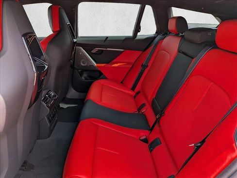 New 2026 BMW M5 Touring AWD/4WD image 17