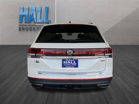 New 2026 Volkswagen Atlas SE image 3