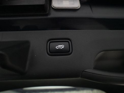 Used 2024 Kia EV6 Wind image 15