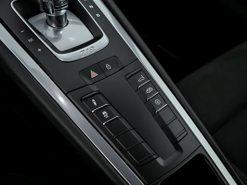 Used 2022 Porsche 718 Cayman GTS image 36