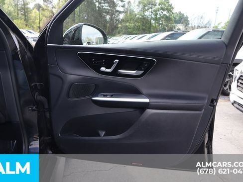 Used 2025 Mercedes-Benz GLC 350e 4MATIC w/ AMG Line image 27