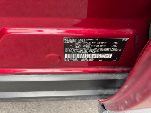 Used 2021 Toyota Venza XLE w/ Softex Package AWD/4WD image 7
