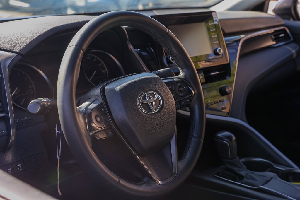 Used 2021 Toyota Camry SE FWD image 15