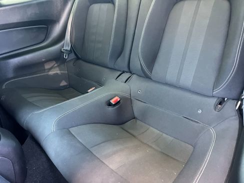 Used 2019 Ford Mustang Coupe w/ Equipment Group 101A RWD image 5