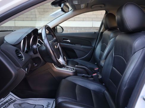 Used 2015 Chevrolet Cruze LT FWD image 17