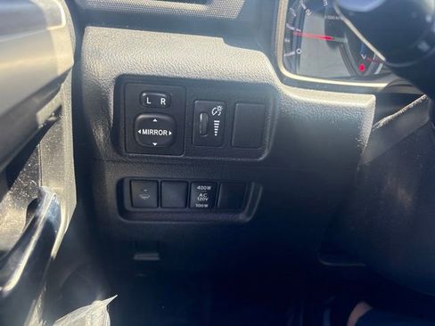 Used 2018 Toyota 4Runner SR5 Premium AWD/4WD image 15