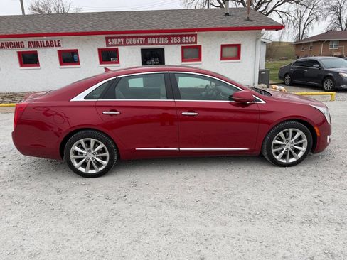 Used 2013 Cadillac XTS Premium image 2
