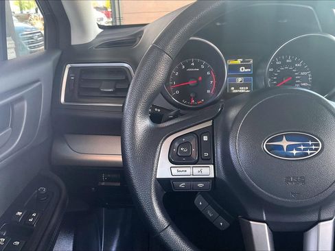 Used 2017 Subaru Outback 2.5i AWD/4WD image 10