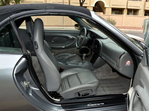 Used 2002 Porsche 911 Cabriolet image 24