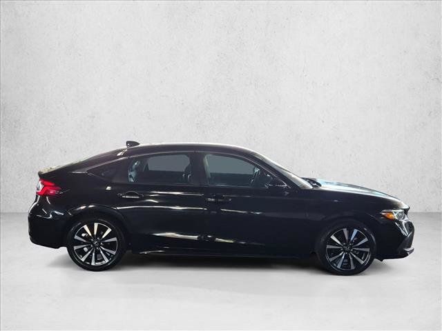 Used 2024 Honda Civic EX-L image 4