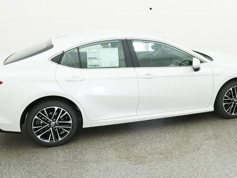 New 2026 Toyota Camry XLE AWD/4WD image 10