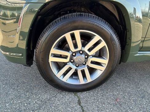 Used 2022 Toyota 4Runner TRD Sport w/ Technology Package image 10