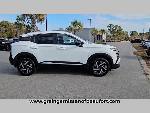 New 2026 Nissan Kicks SV w/ SV Premium Package image 36