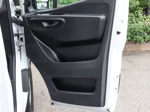 Used 2025 Mercedes-Benz Sprinter 2500 image 37