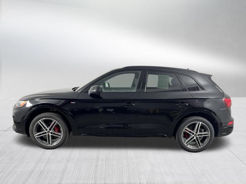 Certified 2025 Audi Q5 e Premium Plus w/ Premium Plus Package AWD/4WD image 4