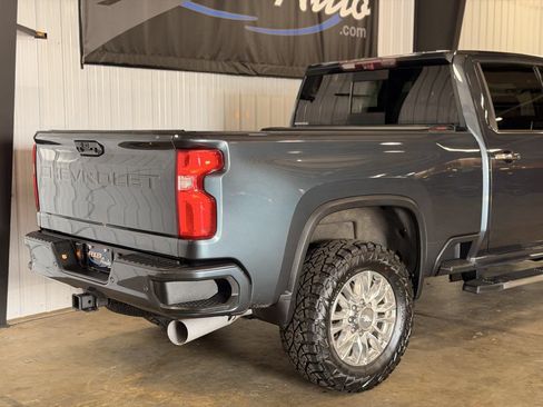 Used 2020 Chevrolet Silverado 3500 High Country AWD/4WD image 20