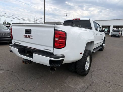 Used 2019 GMC Sierra 3500 Denali w/ Duramax Plus Package AWD/4WD image 5