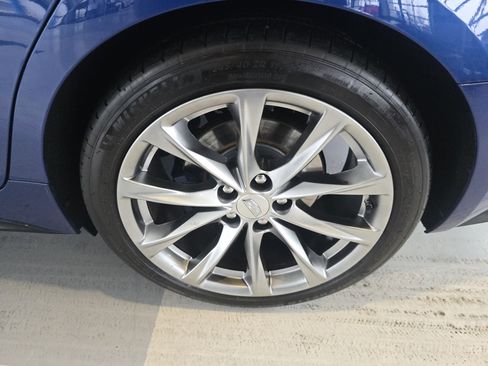 Used 2023 Cadillac CT5 V w/ Platinum Package image 9