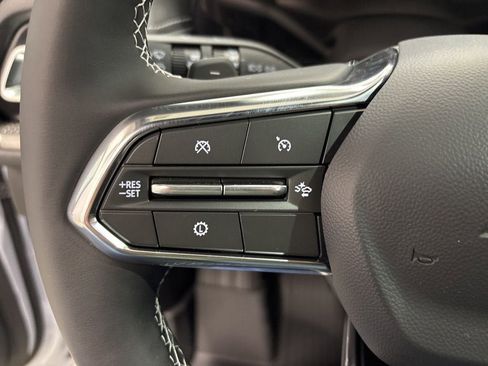 New 2026 Chevrolet Traverse LT w/ Midnight/Sport Edition AWD/4WD image 21