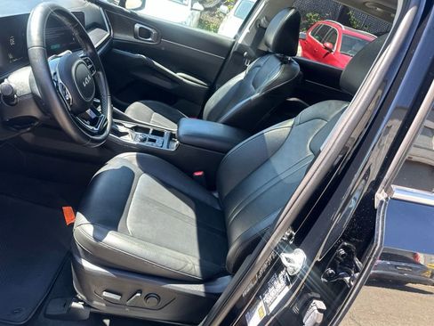 Used 2024 Kia Sorento S w/ Panoramic Sunroof Package AWD/4WD image 10