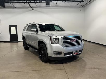 Used 2017 GMC Yukon SLT w/ Premium Edition