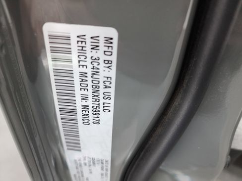 Used 2024 Jeep Compass Latitude image 56