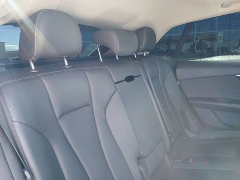 Used 2022 Audi Q8 Premium Plus image 12