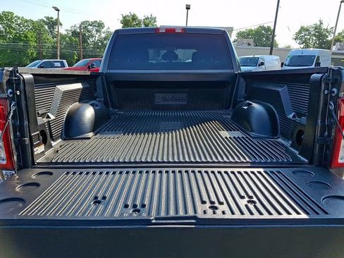 Used 2024 RAM 2500 Big Horn AWD/4WD image 28